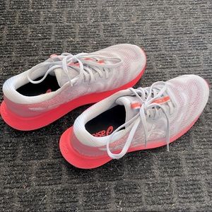 ASICS nimbus lite 2 pink size 9.5